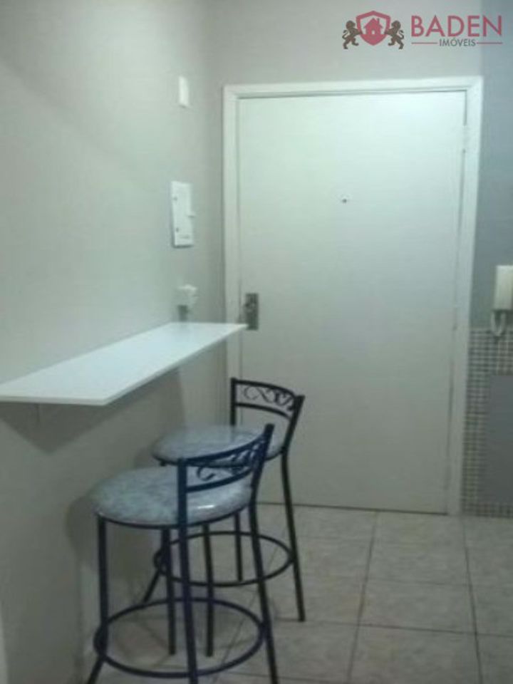 Apartamento à venda com 1 quarto, 35m² - Foto 4