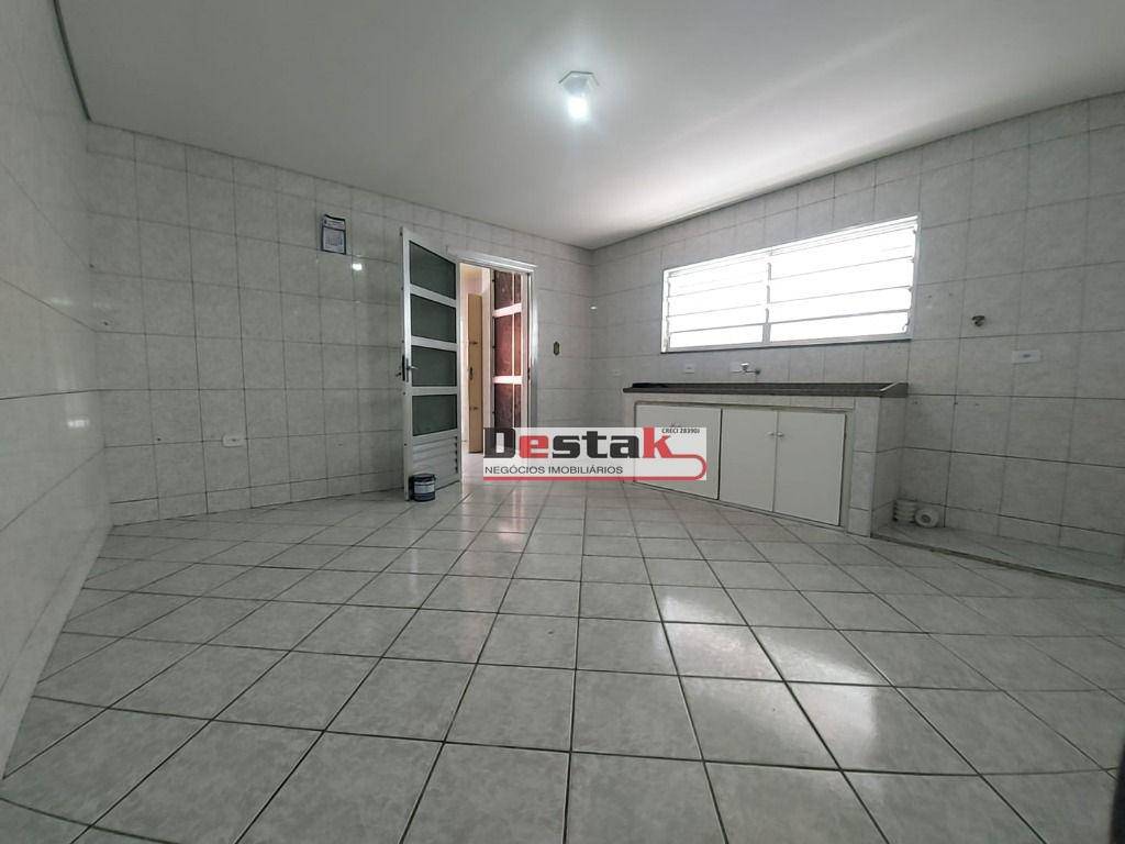 Sobrado à venda com 3 quartos, 265m² - Foto 19