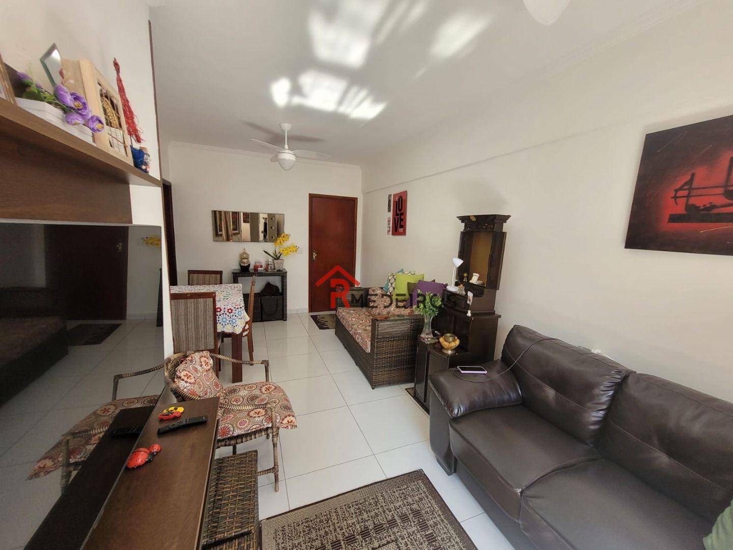 Apartamento à venda com 2 quartos, 70m² - Foto 4