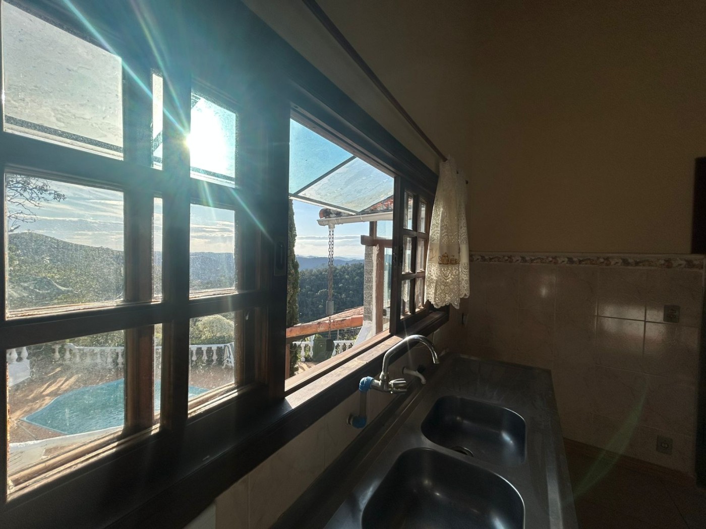 Casa de Condomínio à venda com 4 quartos, 250m² - Foto 10