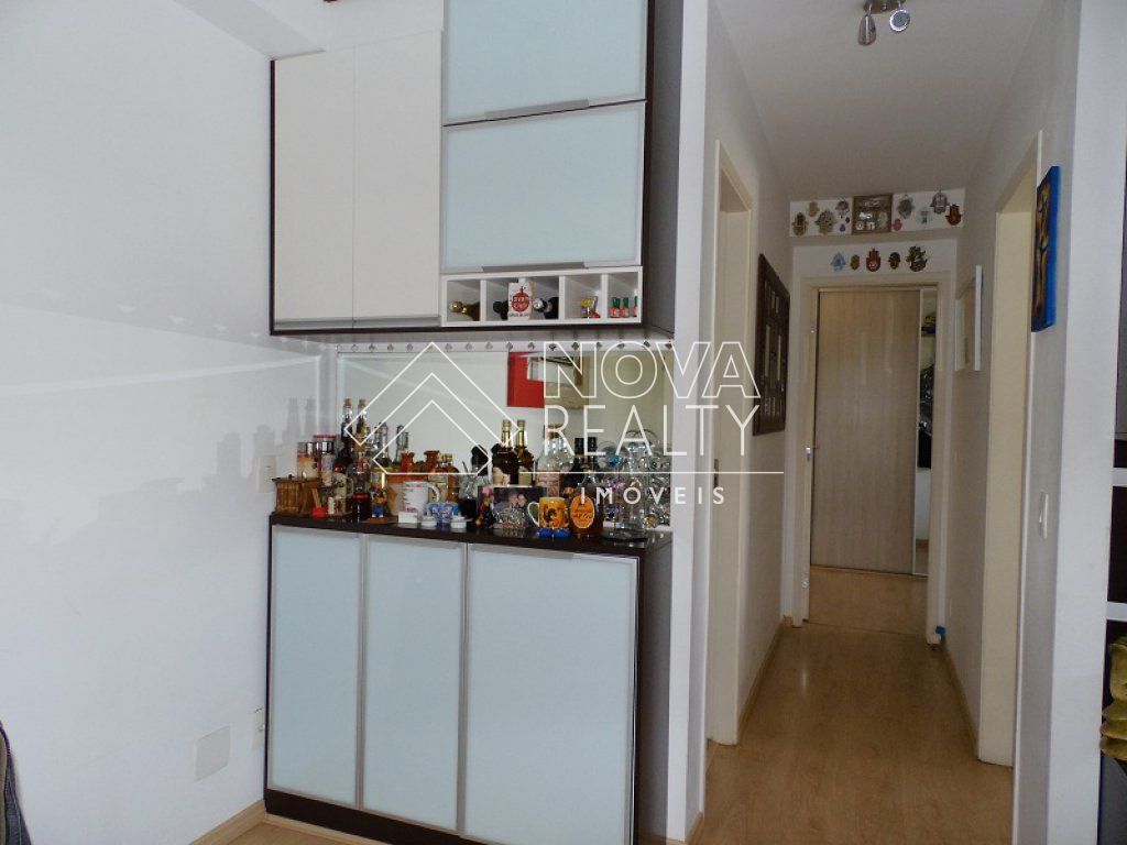 Apartamento à venda com 3 quartos, 68m² - Foto 4