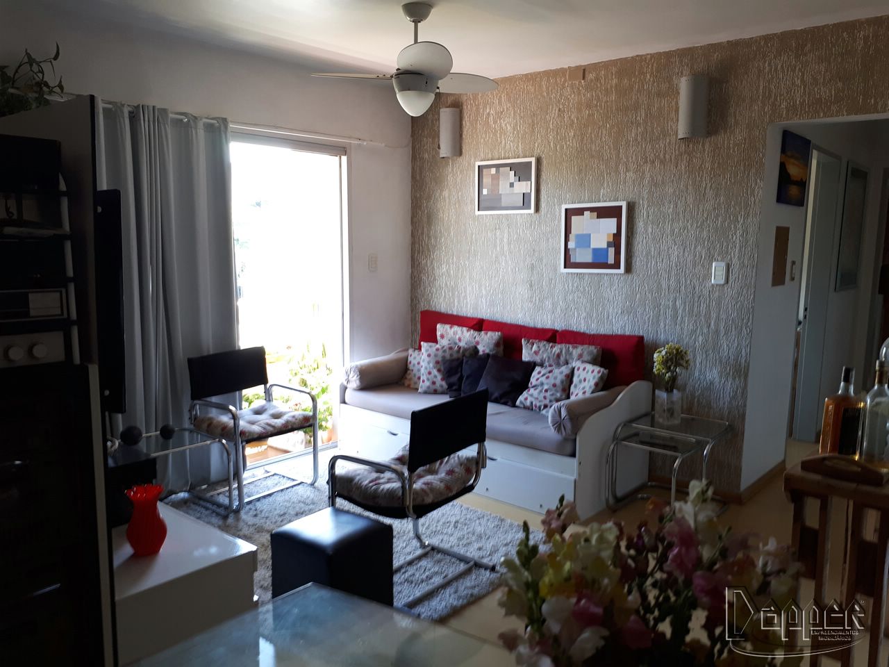 Apartamento à venda com 3 quartos, 94m² - Foto 1