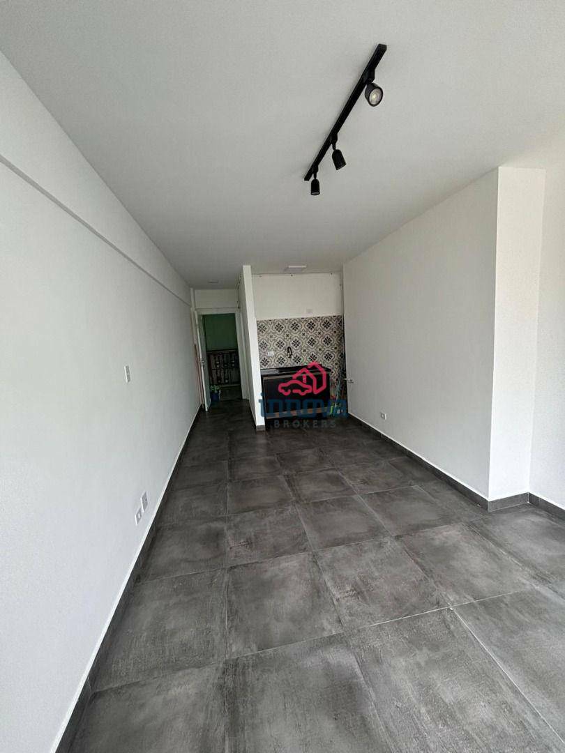 Apartamento à venda com 1 quarto, 24m² - Foto 2