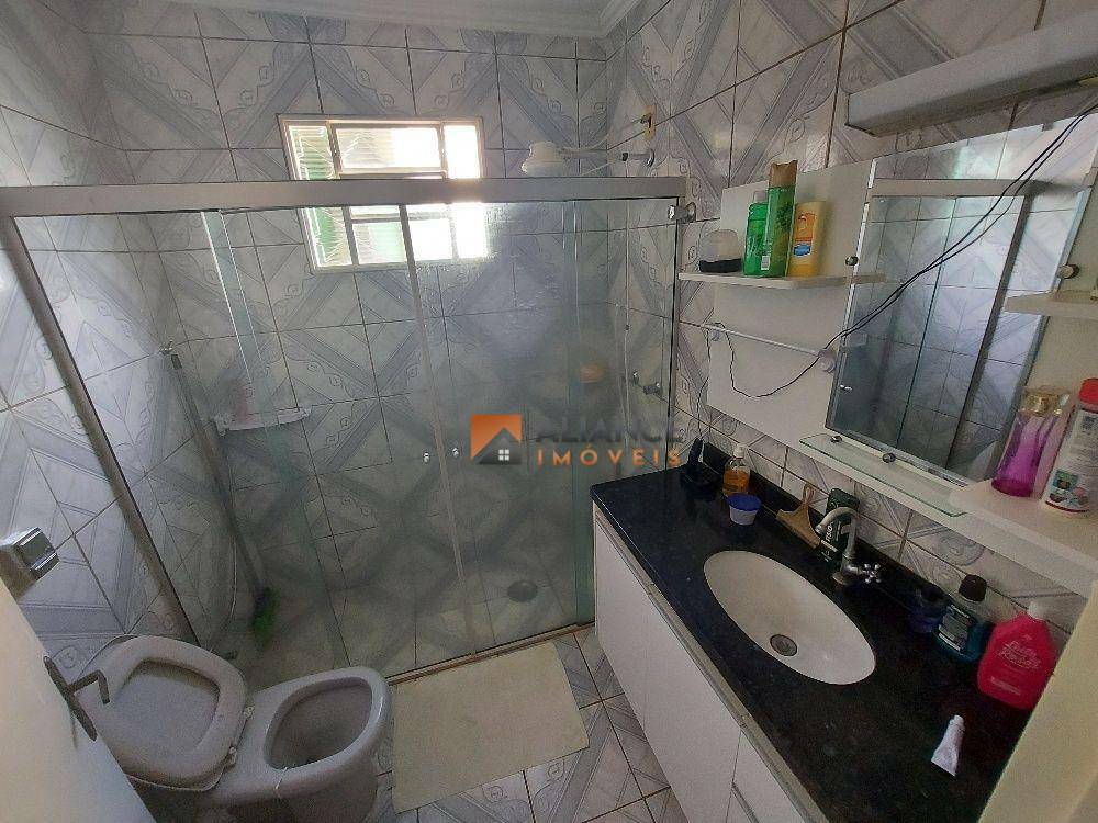 Casa à venda com 3 quartos, 100m² - Foto 6