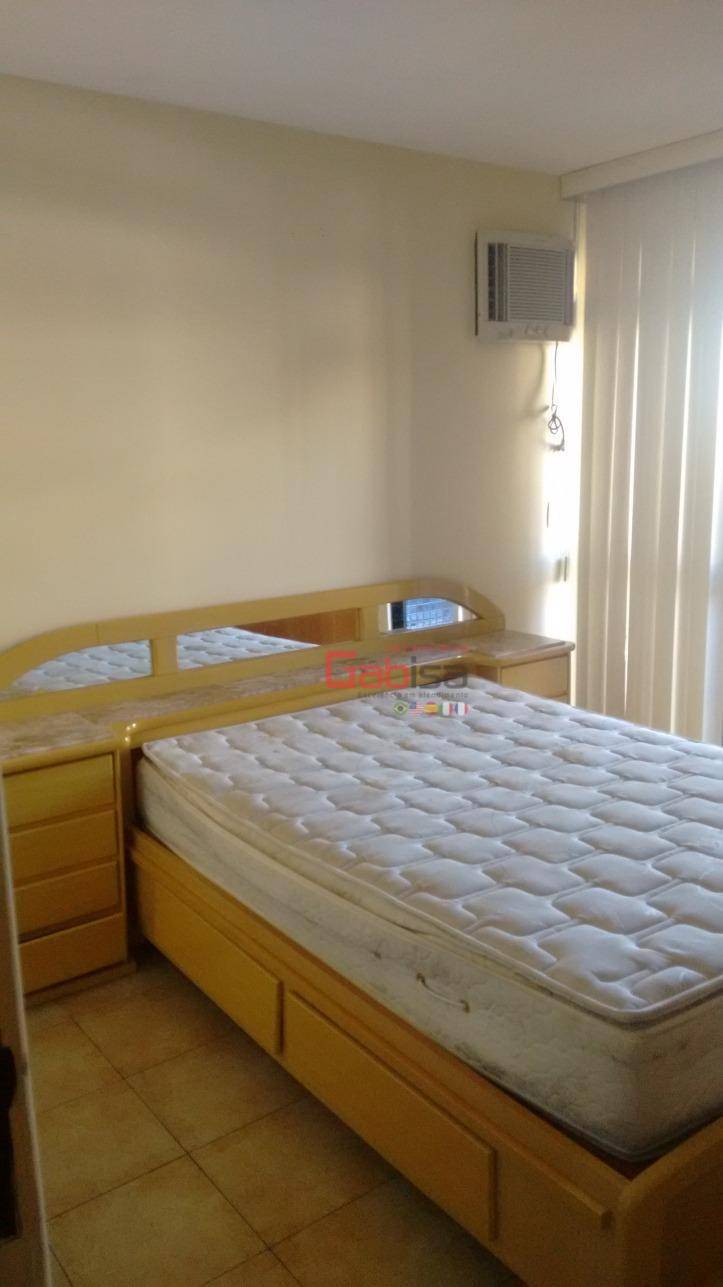 Apartamento à venda com 4 quartos, 180m² - Foto 15