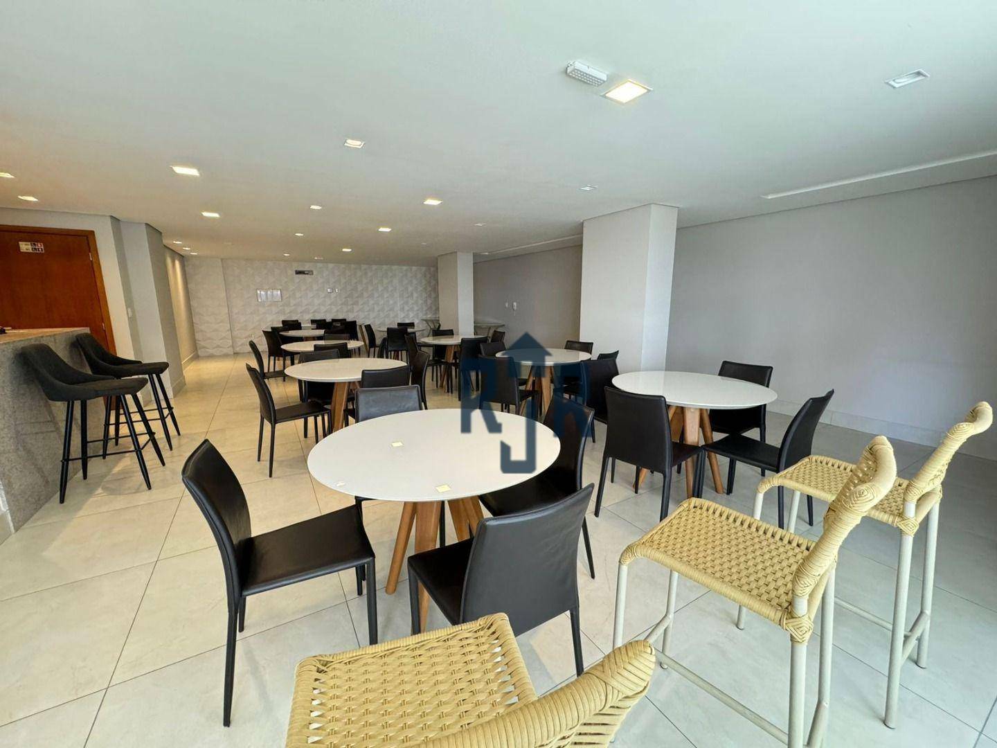 Apartamento à venda com 3 quartos, 123m² - Foto 19