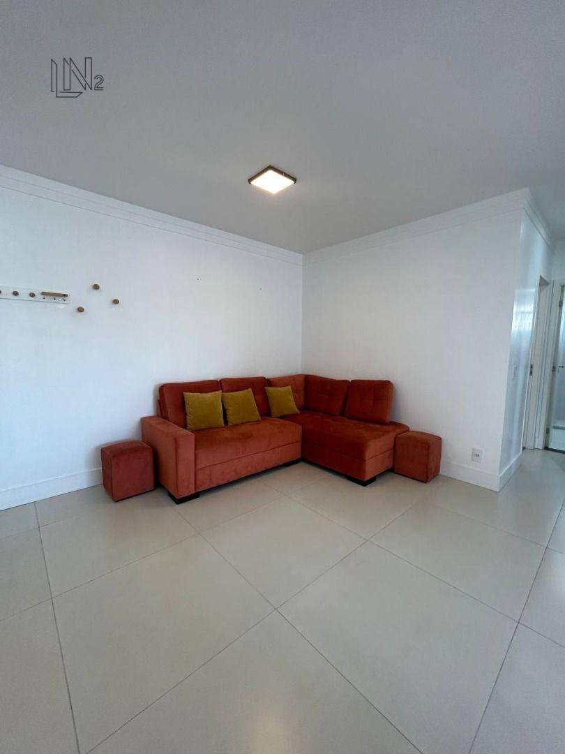 Apartamento para alugar com 2 quartos, 70m² - Foto 10