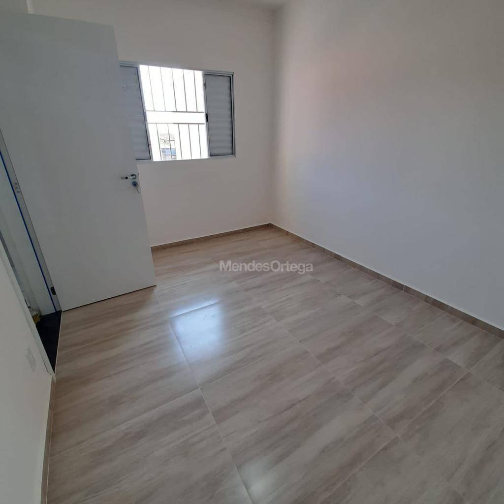 Casa à venda com 2 quartos, 63m² - Foto 11