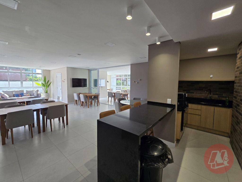 Apartamento para alugar com 3 quartos, 74m² - Foto 35