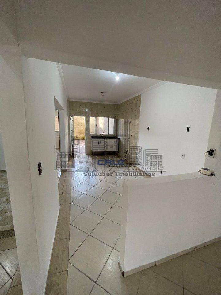 Casa à venda com 5 quartos, 250m² - Foto 18