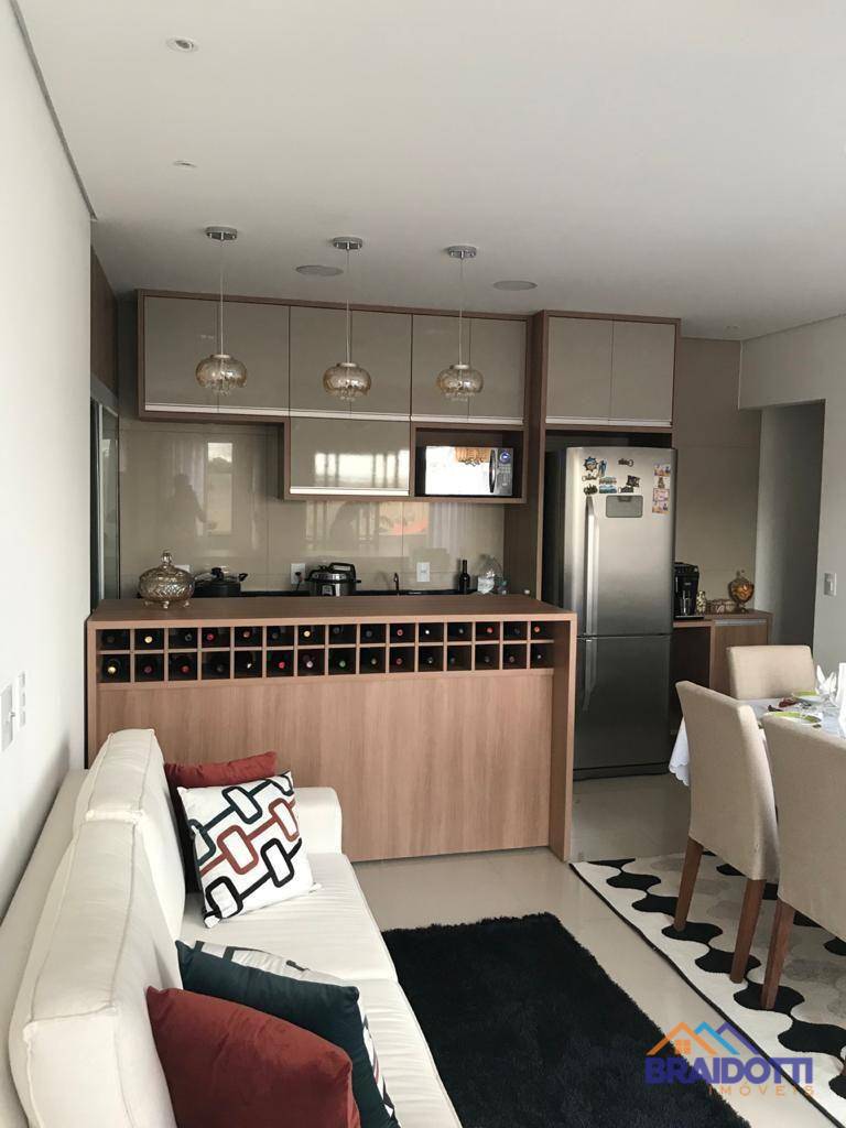 Apartamento à venda com 2 quartos, 67m² - Foto 17