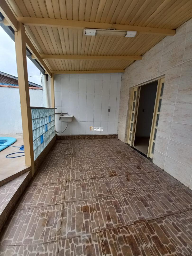 Casa à venda com 2 quartos, 150m² - Foto 14