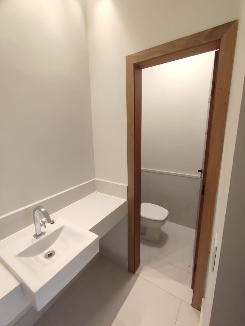 Casa à venda com 3 quartos, 200m² - Foto 16