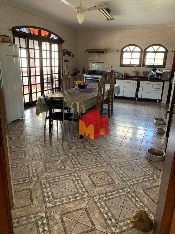 Chácara à venda com 3 quartos, 319m² - Foto 9