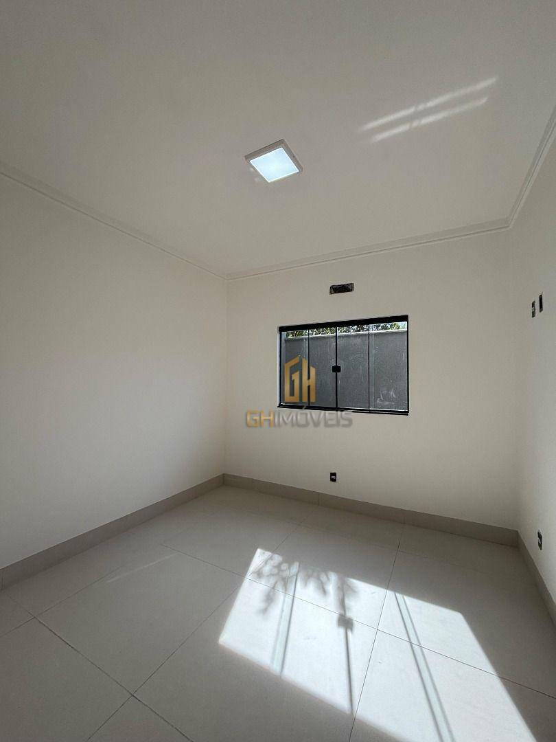 Casa à venda com 3 quartos, 121m² - Foto 14