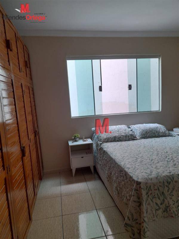 Casa à venda com 2 quartos, 300m² - Foto 14