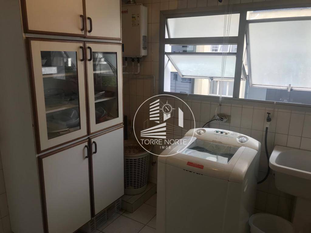 Apartamento à venda com 4 quartos, 160m² - Foto 34