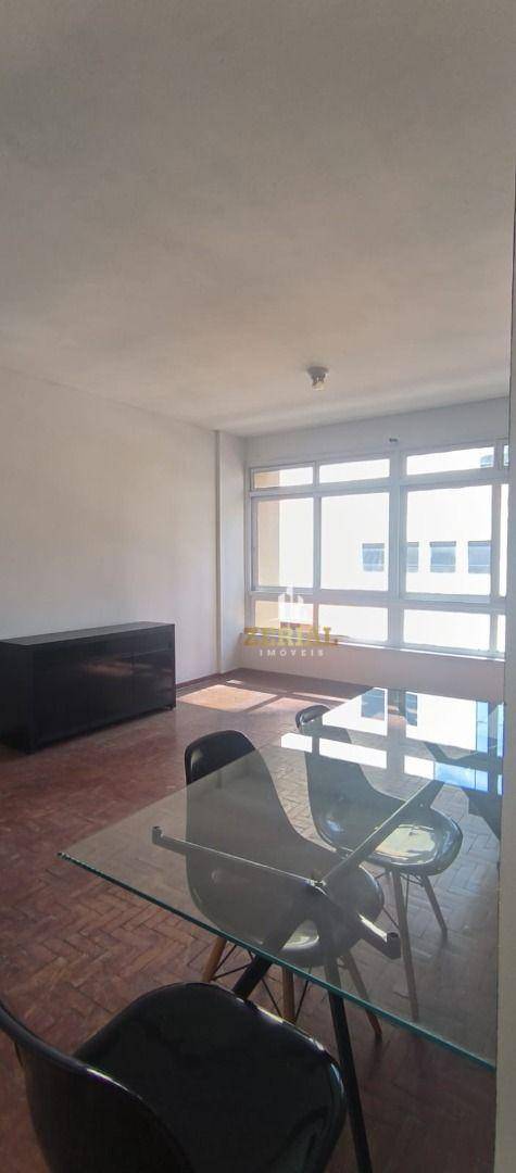 Apartamento para alugar com 3 quartos, 160m² - Foto 4