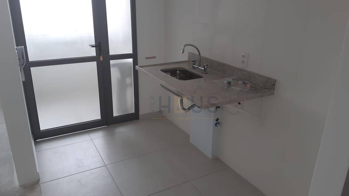 Apartamento à venda com 2 quartos, 68m² - Foto 13