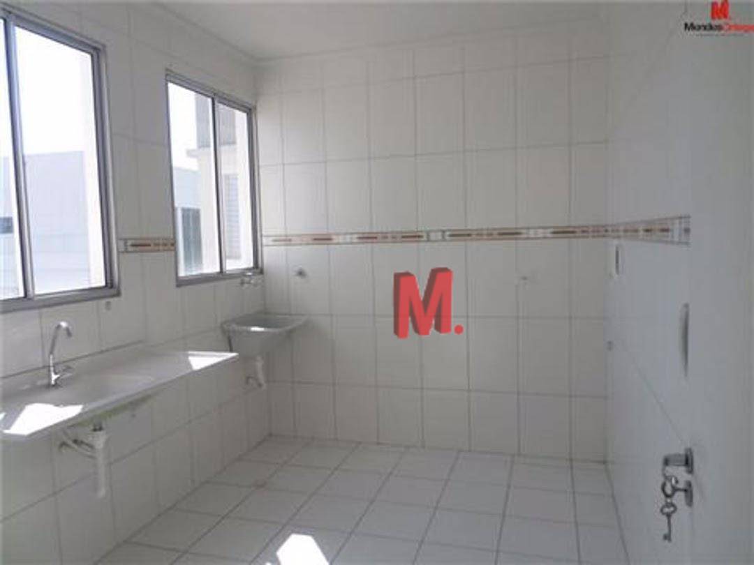 Apartamento à venda com 2 quartos, 49m² - Foto 3