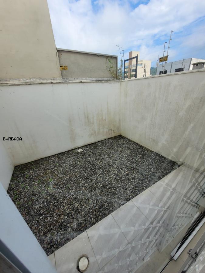 Sobrado à venda com 2 quartos, 80m² - Foto 15