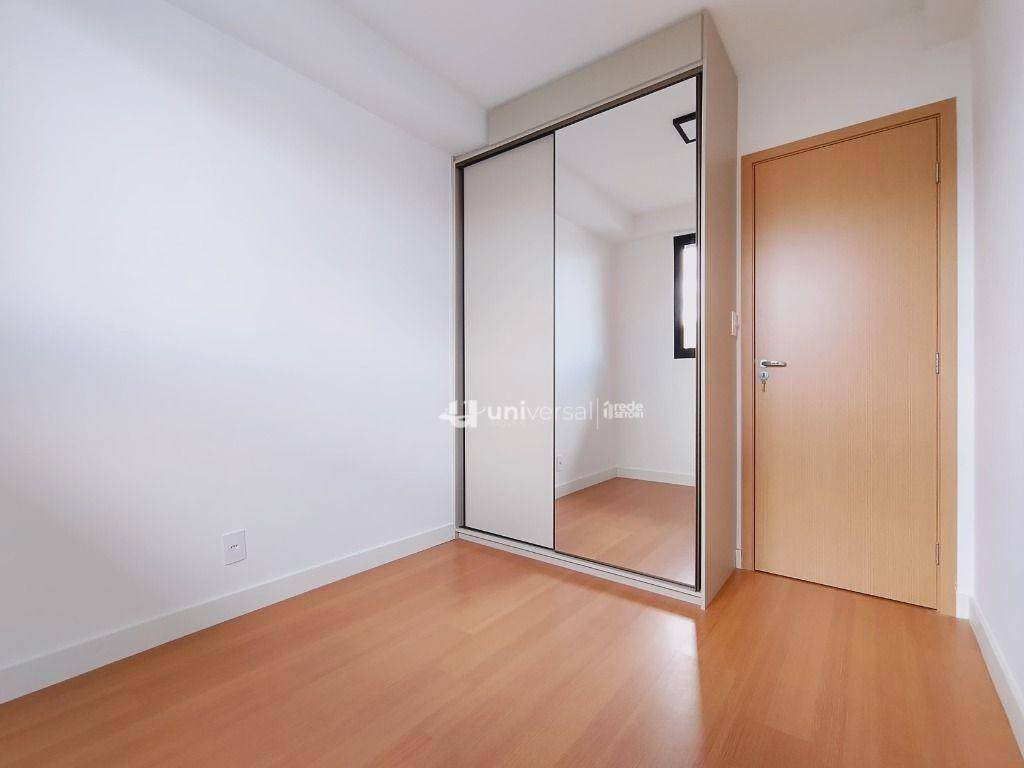 Apartamento para alugar com 2 quartos, 82m² - Foto 4