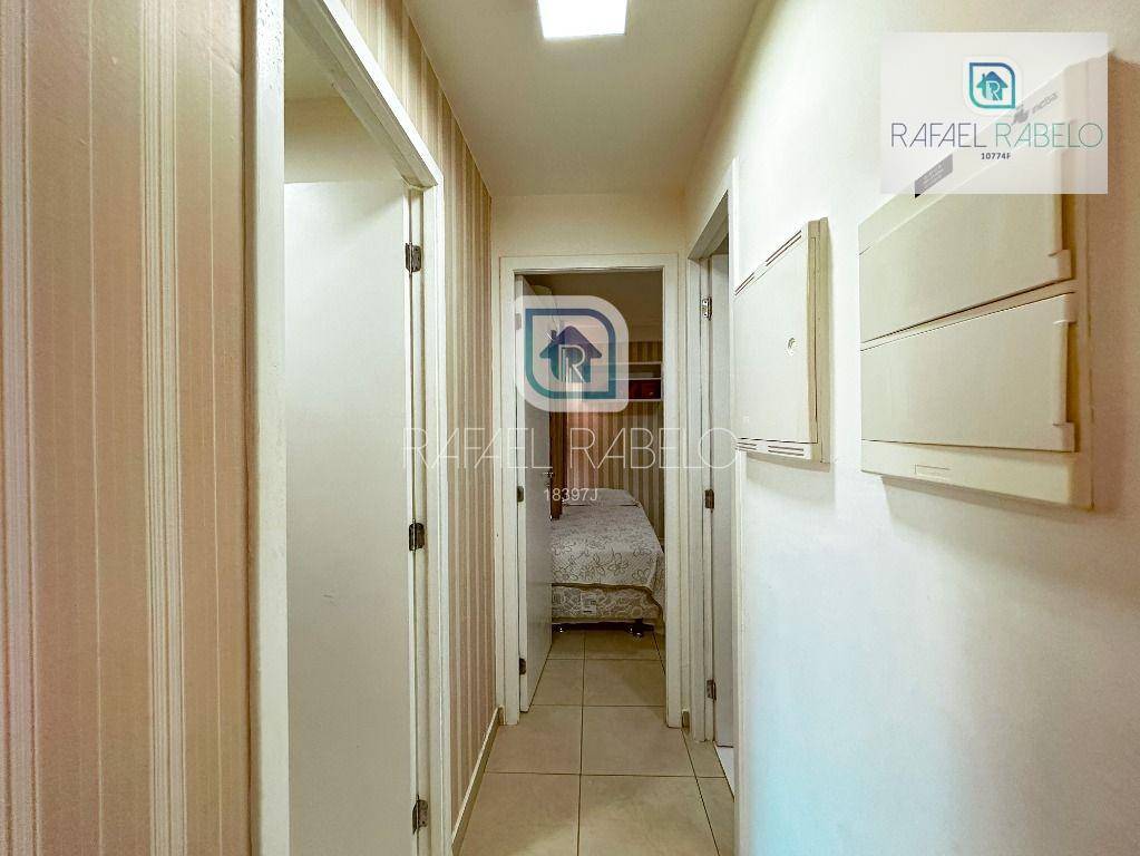 Apartamento à venda com 2 quartos, 66m² - Foto 4