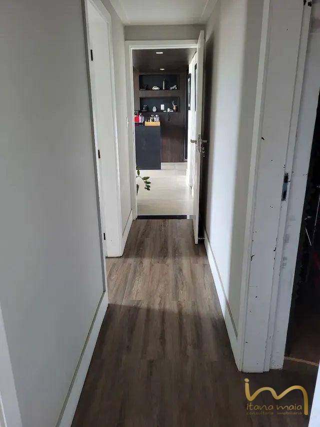 Apartamento à venda com 4 quartos, 215m² - Foto 5