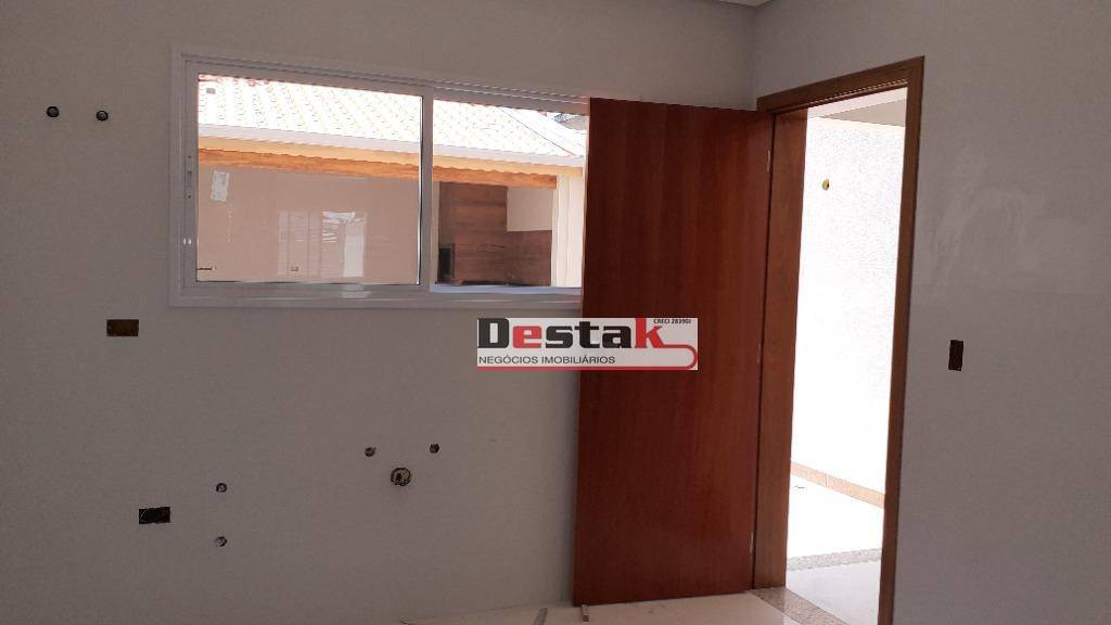 Sobrado à venda com 3 quartos, 175m² - Foto 13