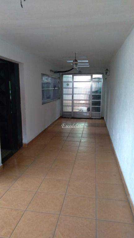 Casa à venda com 5 quartos, 300m² - Foto 17