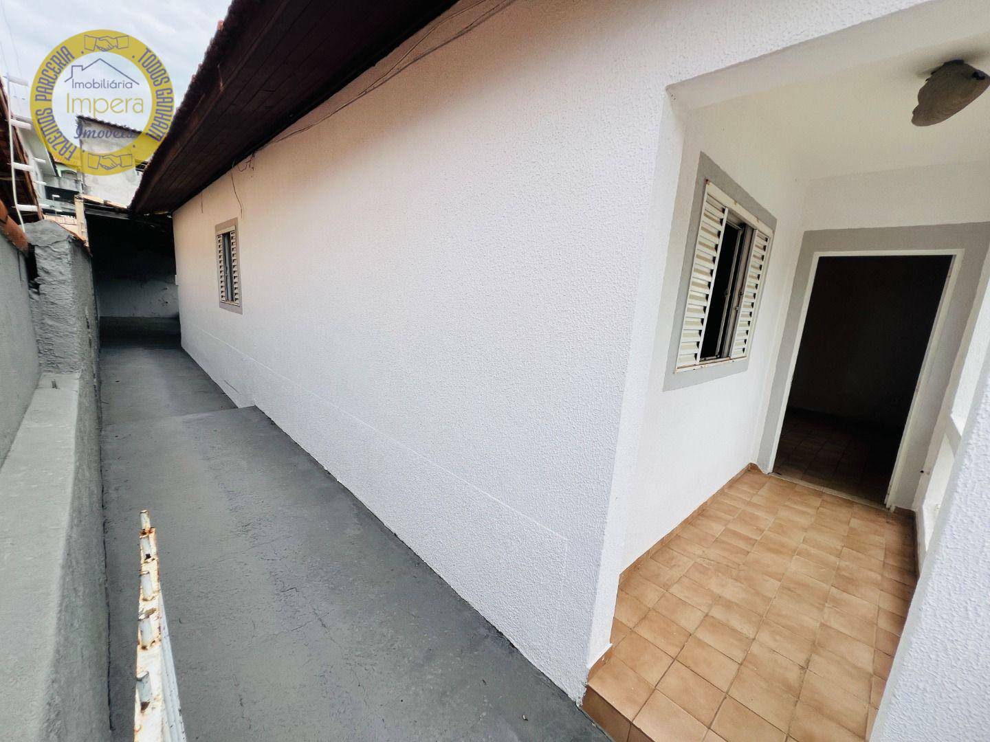 Casa à venda com 3 quartos, 118m² - Foto 11