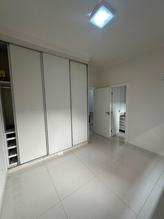 Casa de Condomínio à venda com 4 quartos, 300m² - Foto 14