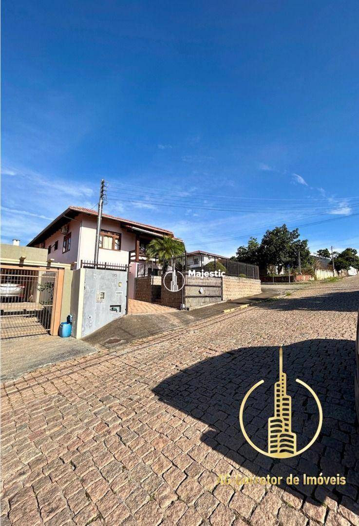 Casa, 3 quartos, 200 m² - Foto 2