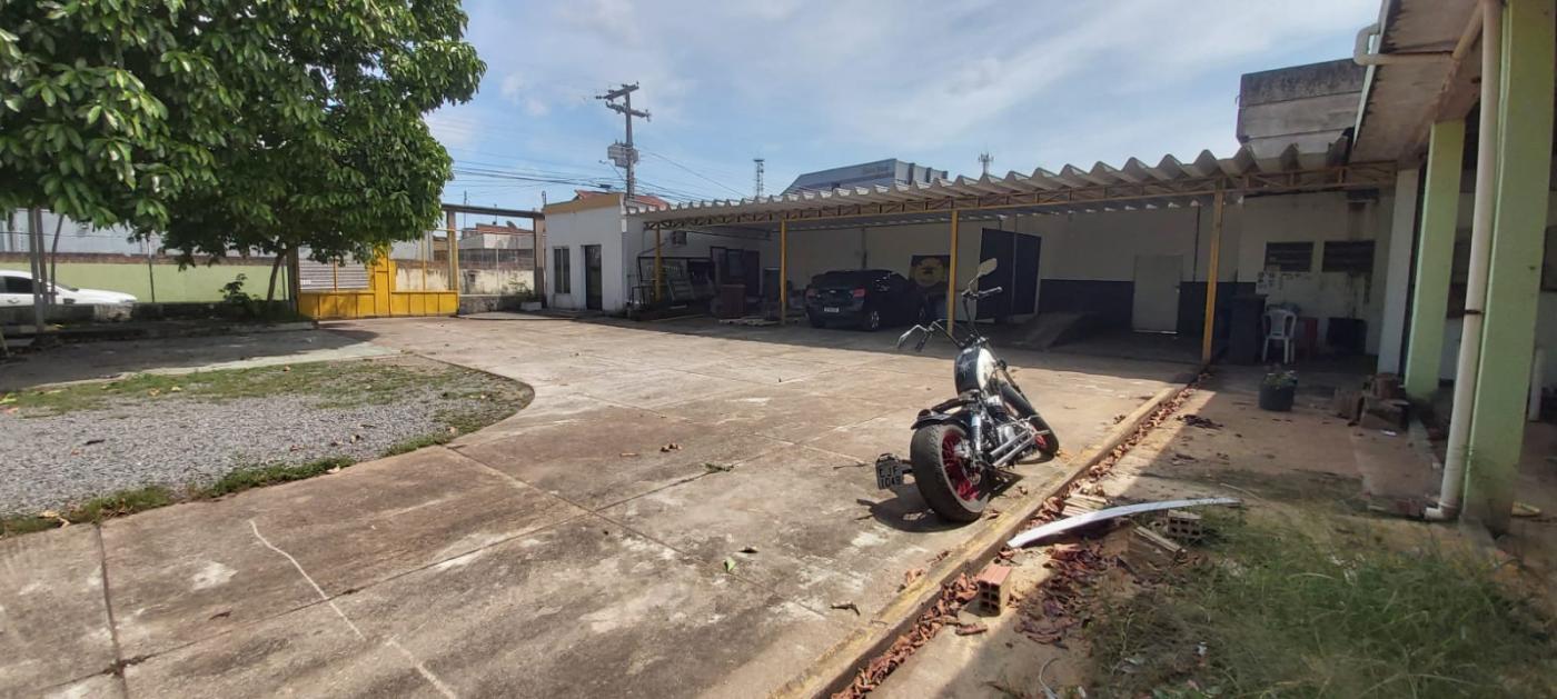 Prédio Inteiro à venda com 2 quartos, 696m² - Foto 20