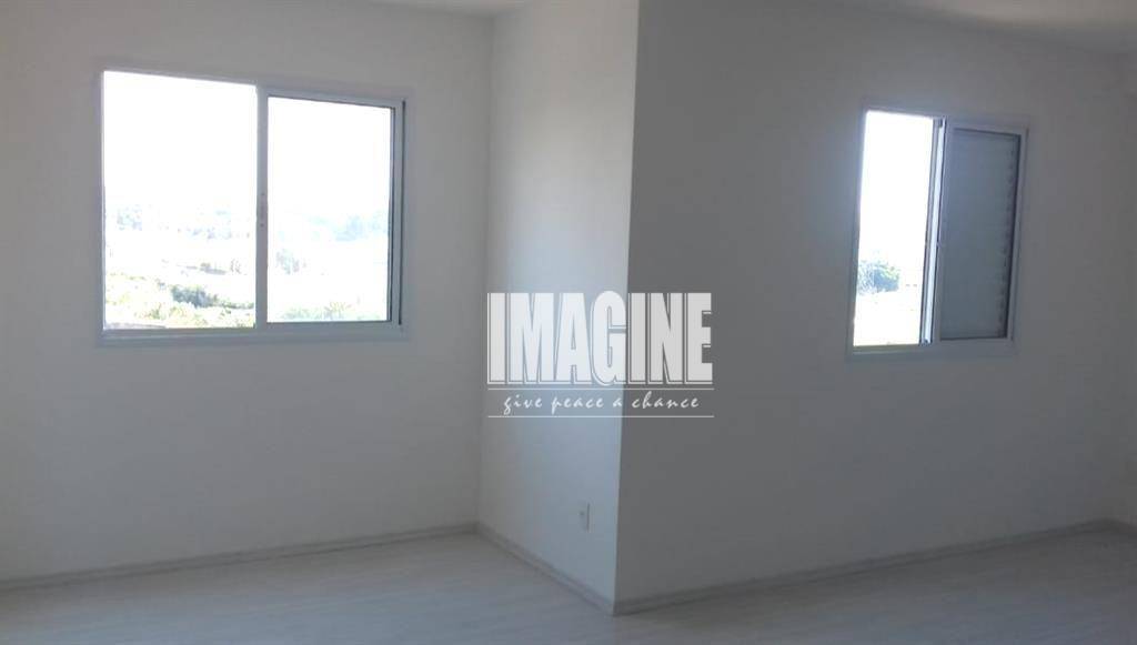 Apartamento à venda com 1 quarto, 37m² - Foto 1