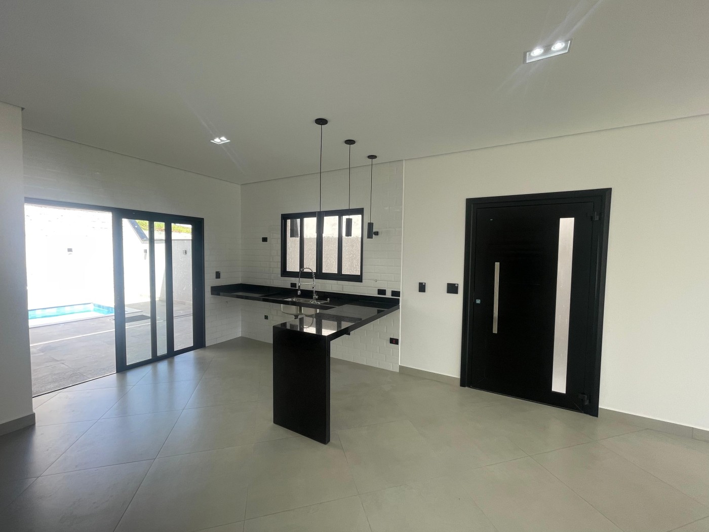 Casa à venda com 3 quartos, 152m² - Foto 9