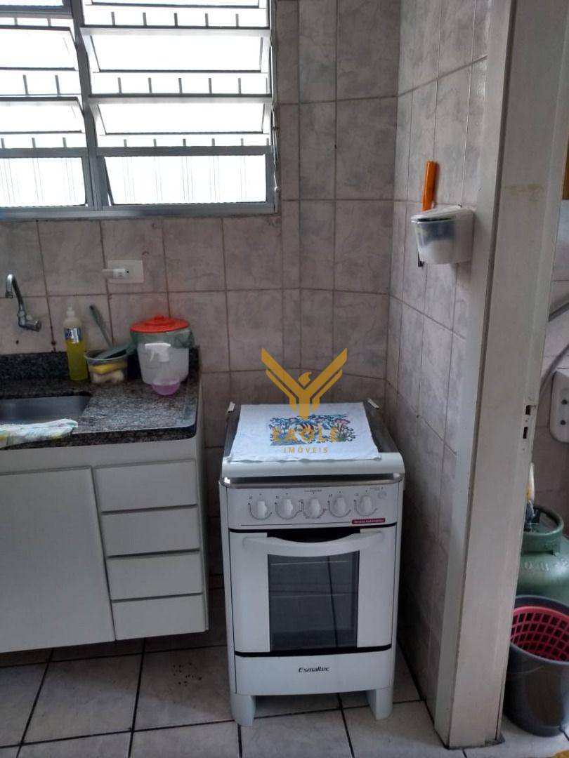 Apartamento à venda com 1 quarto, 45m² - Foto 6