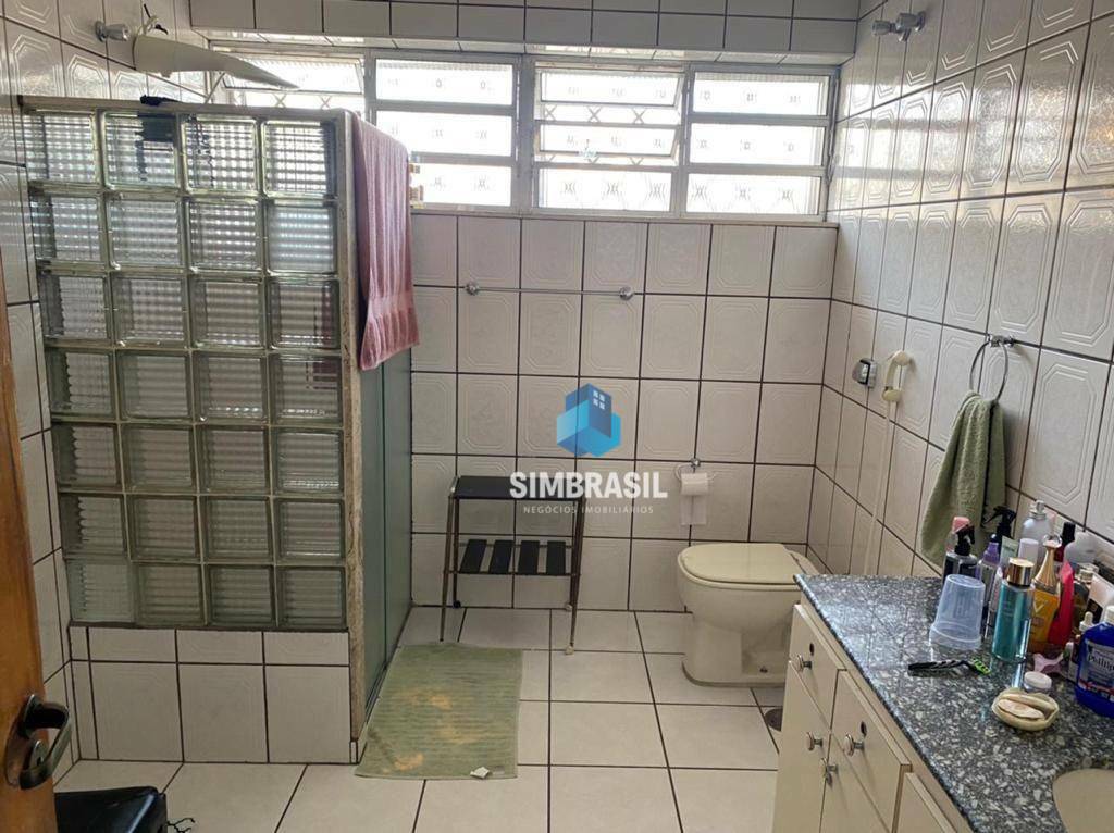 Casa para alugar com 5 quartos, 350m² - Foto 5