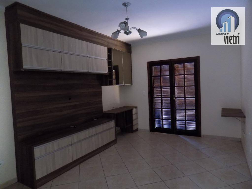 Casa à venda com 3 quartos, 110m² - Foto 4