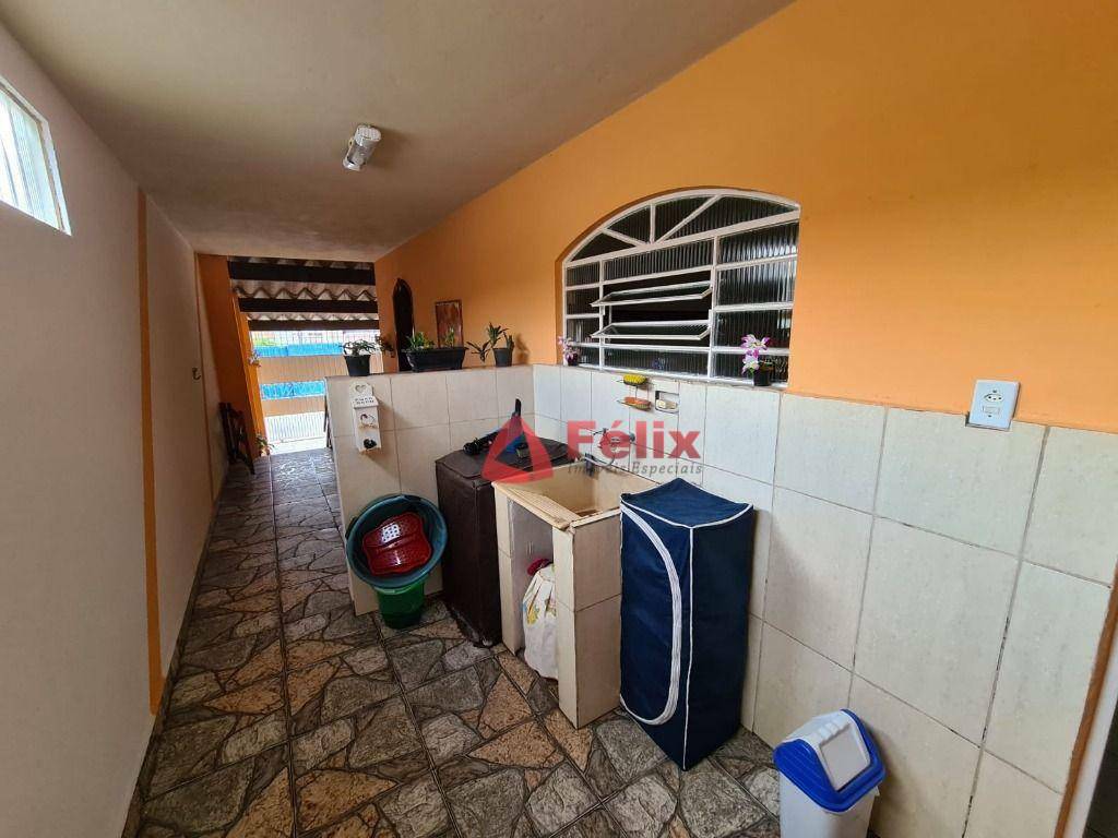 Casa à venda com 3 quartos, 131m² - Foto 15