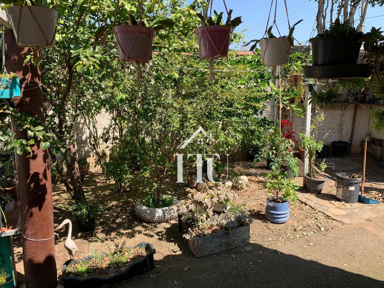 Casa à venda com 3 quartos, 59m² - Foto 18