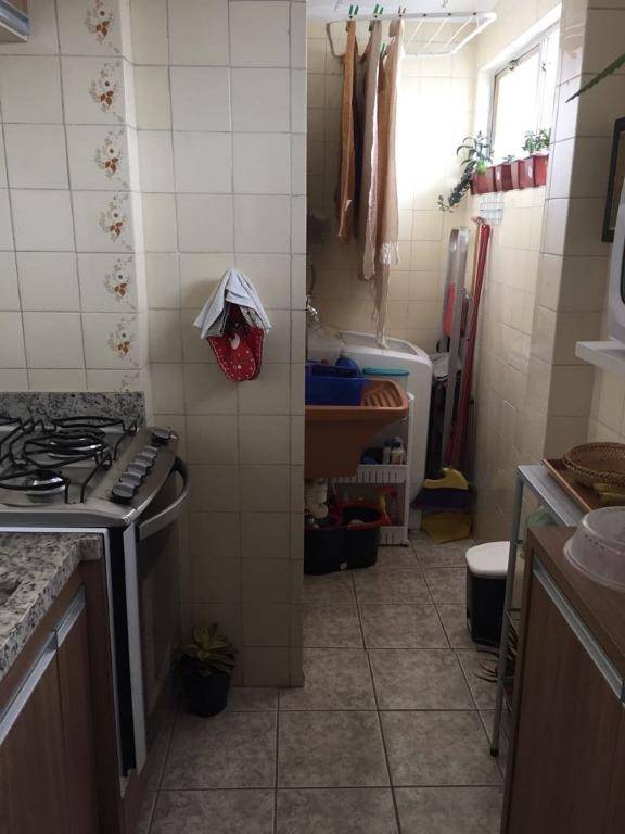 Apartamento à venda com 2 quartos, 65m² - Foto 5