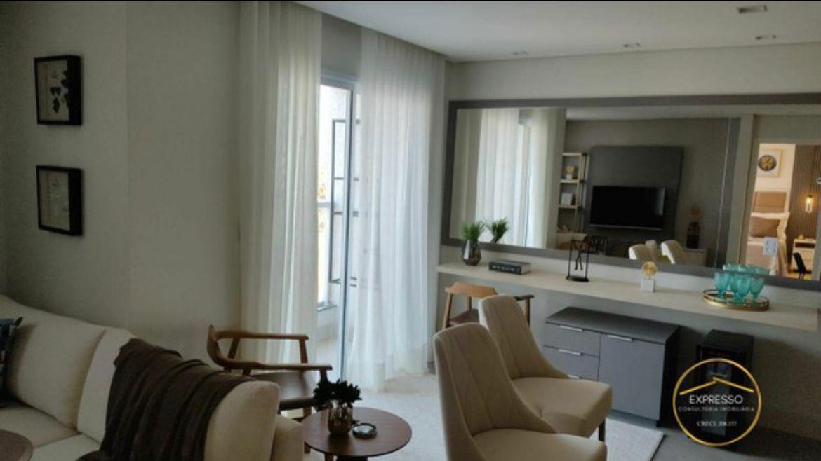 Apartamento à venda com 2 quartos, 70m² - Foto 4