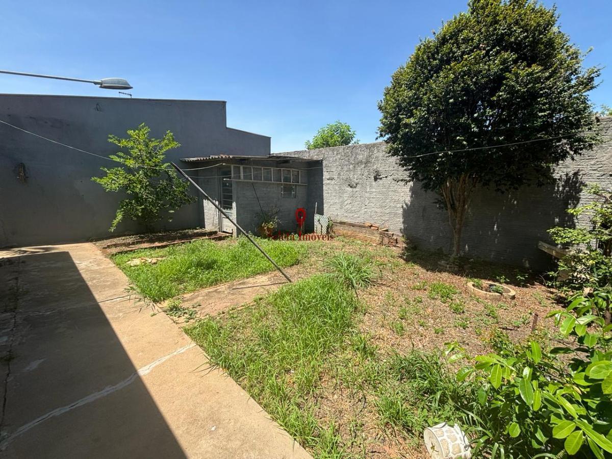 Casa à venda com 2 quartos, 250m² - Foto 20