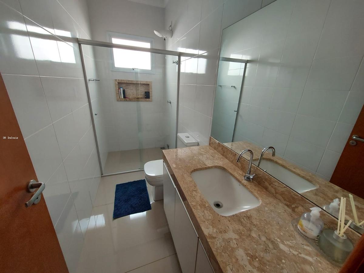 Casa à venda com 3 quartos, 131m² - Foto 13