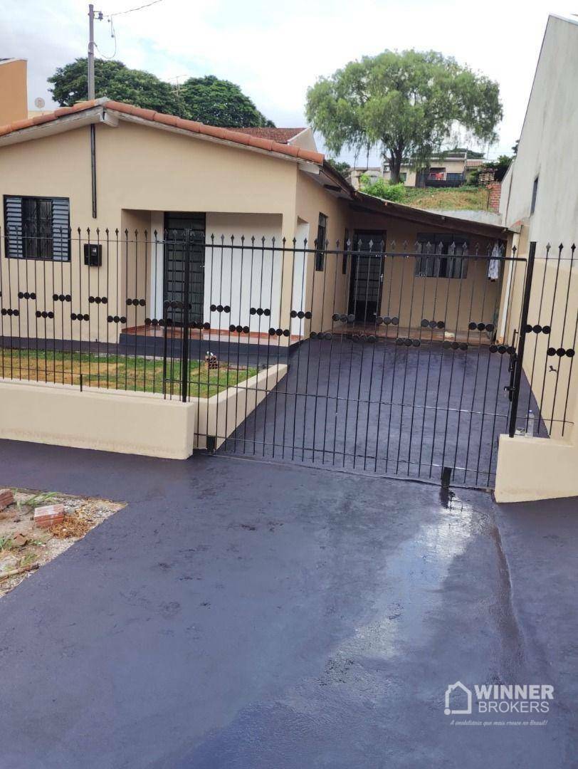 Casa à venda com 2 quartos, 80m² - Foto 2