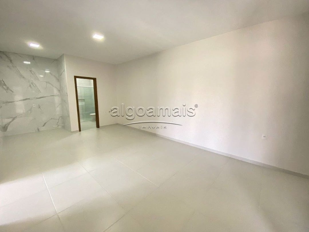 Casa à venda com 2 quartos, 120m² - Foto 11