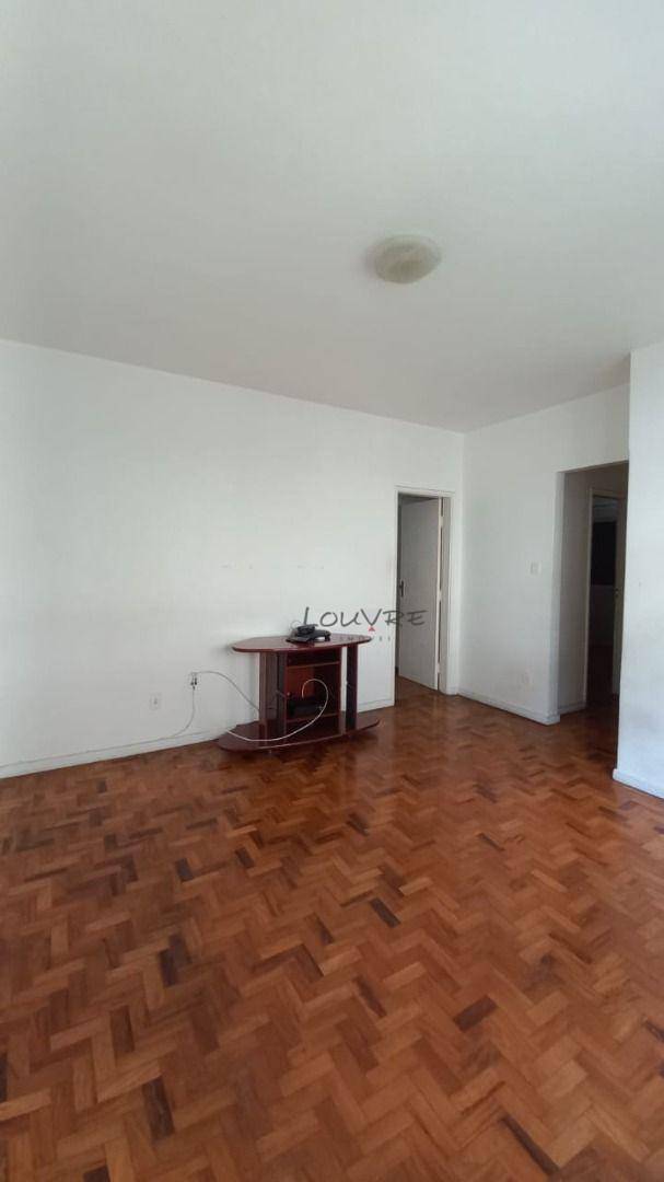 Apartamento à venda com 2 quartos, 76m² - Foto 4