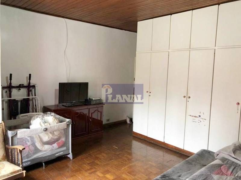 Sobrado à venda com 5 quartos, 300m² - Foto 9