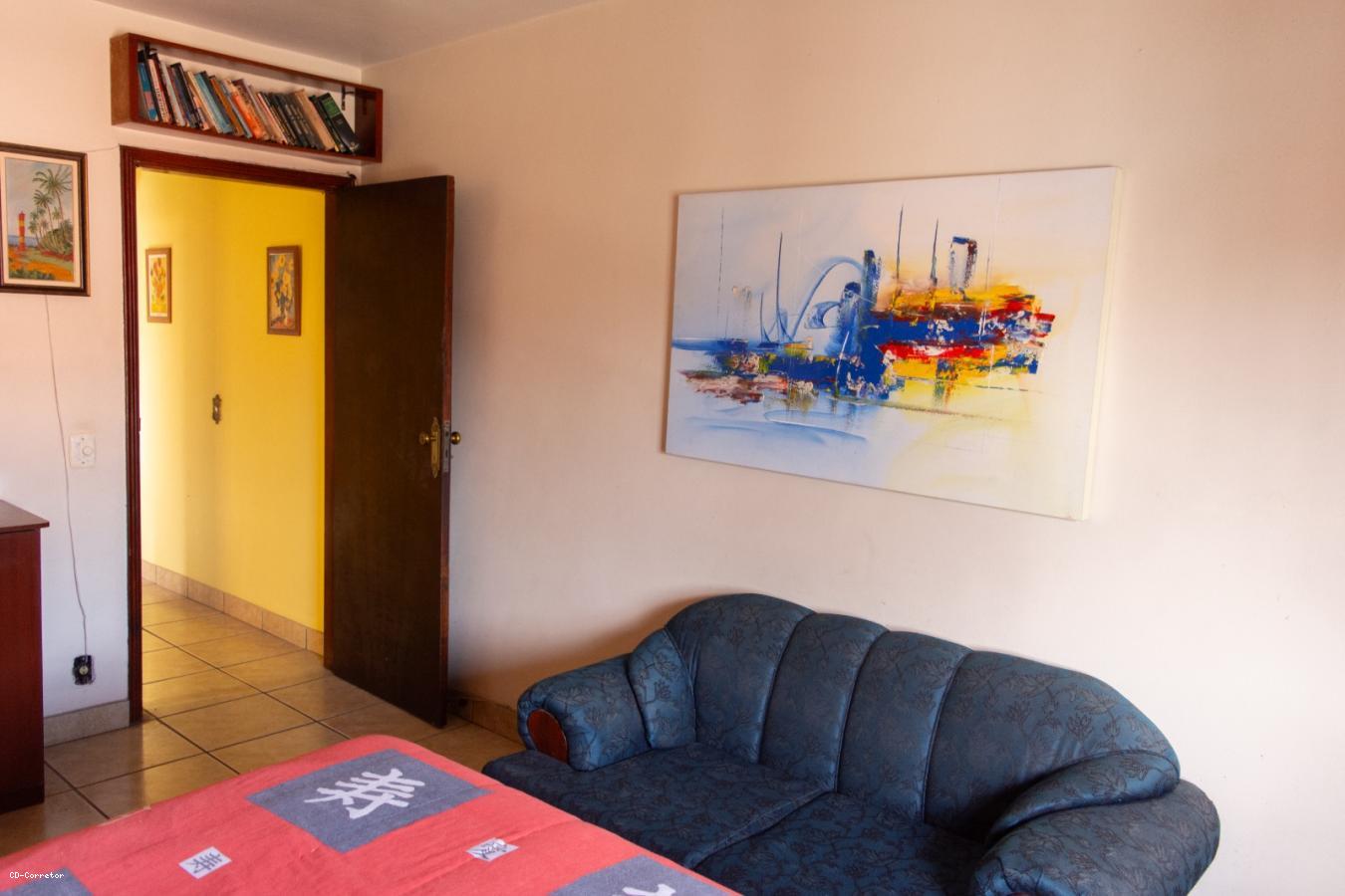 Casa à venda com 3 quartos, 159m² - Foto 4